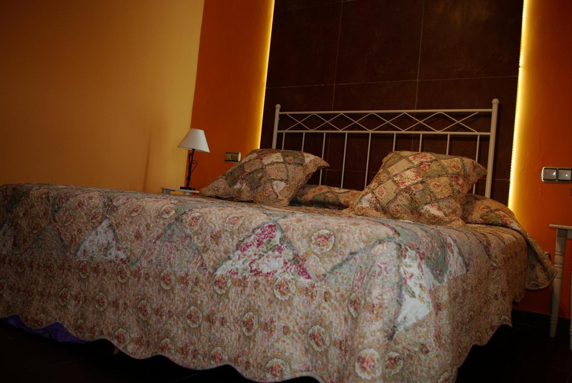 Vivienda Turistica El Caneco Tordesillas Habitación foto